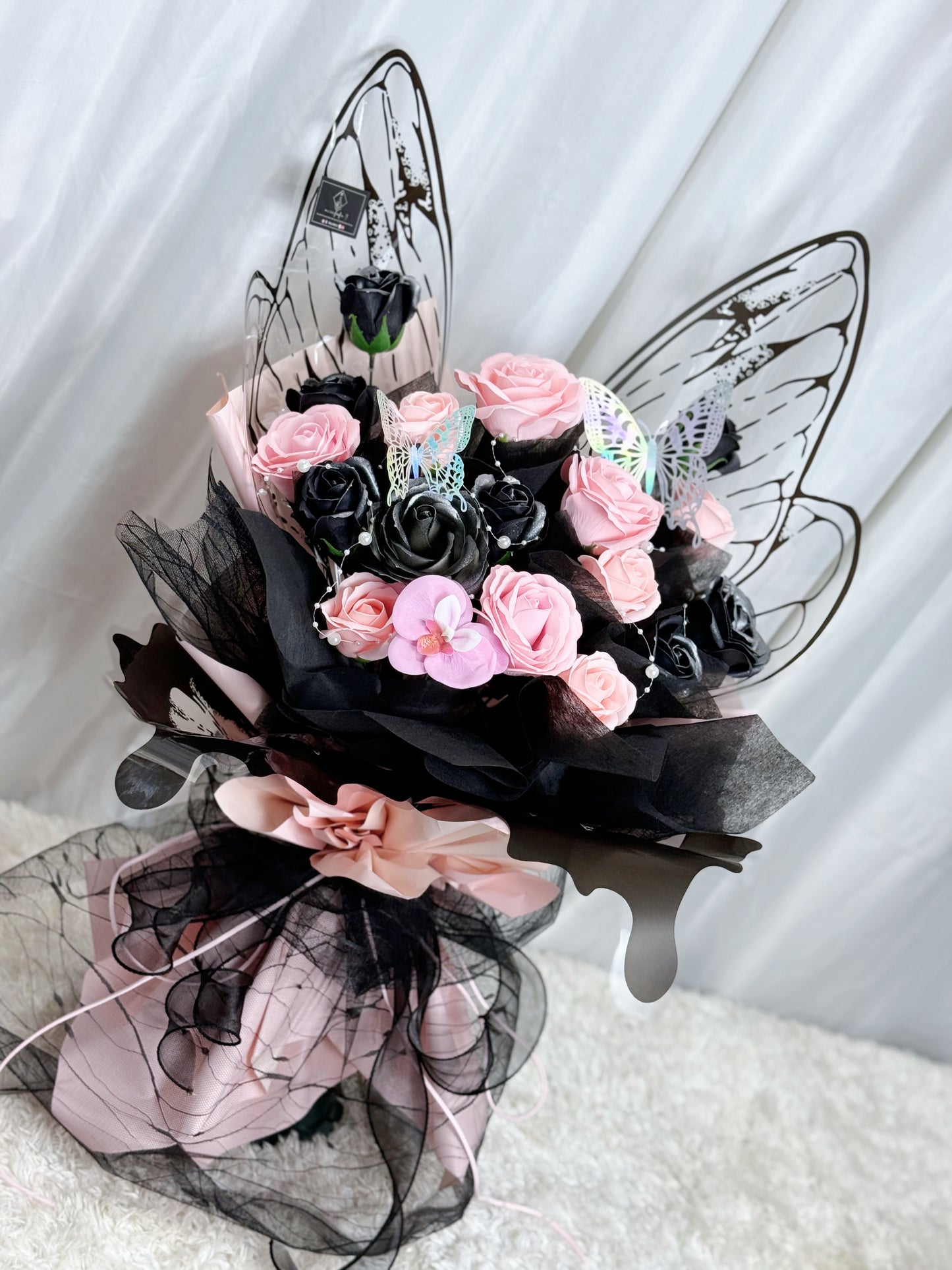 Black Pink Butterfly Blooms V002